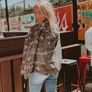 Meet your Posher, Amanda